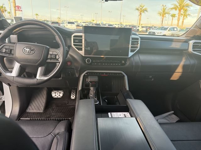 2025 Toyota Tundra Platinum - Photo 14