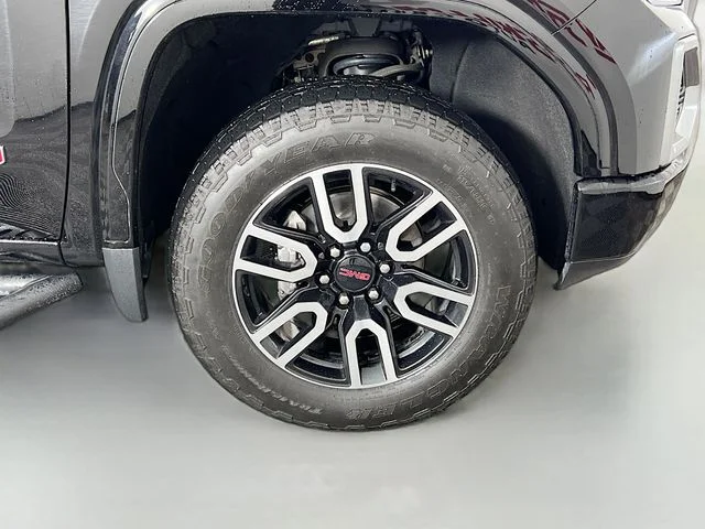 Used 2021 Black GMC AT4 image 38