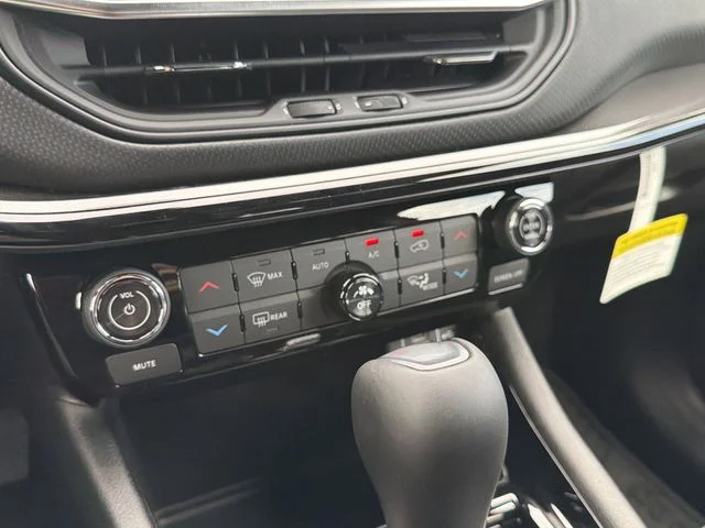 New 2026 Joose Exterior Paint Jeep Latitude image 26