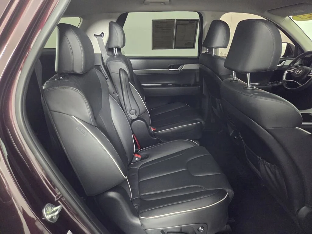 Used 2023 Sierra Burgundy Hyundai SEL image 31