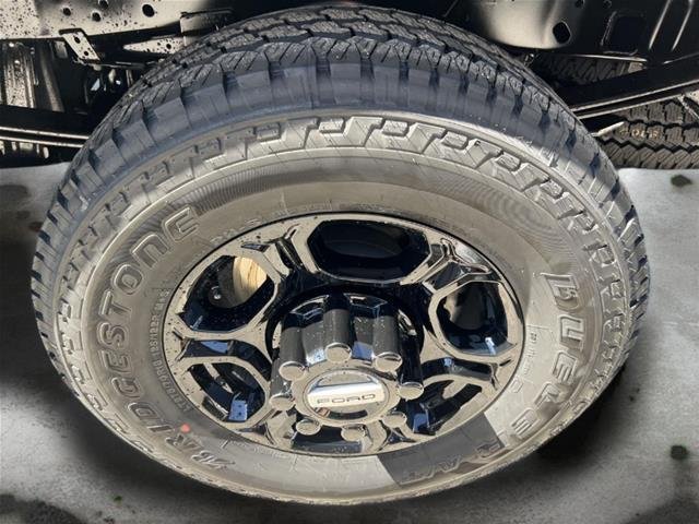 New 2026 Oxford White Ford F-250® XL image 12