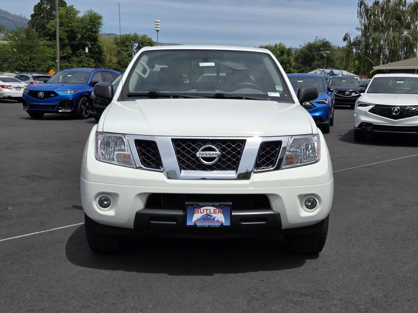 Used 2020 Glacier White Nissan SV image 2