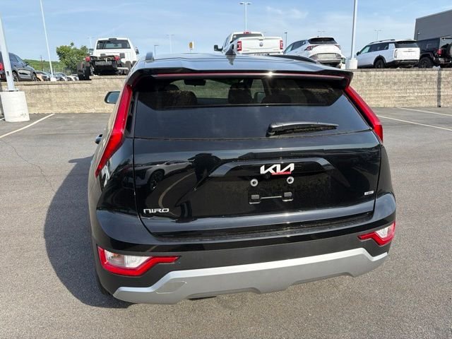 New 2026 Aurora Black Pearl Kia LX image 4