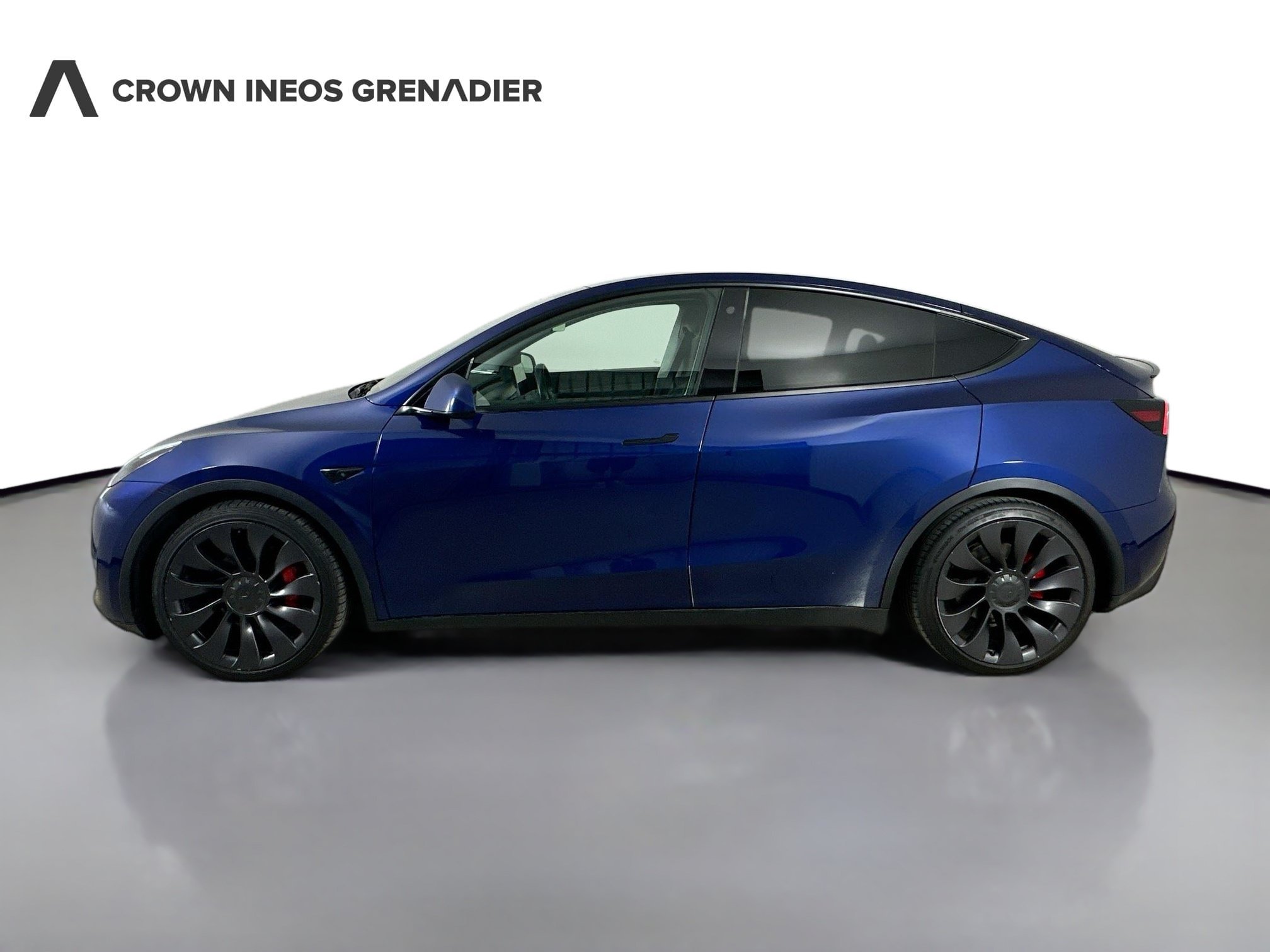 Used 2021  Tesla Performance image 8