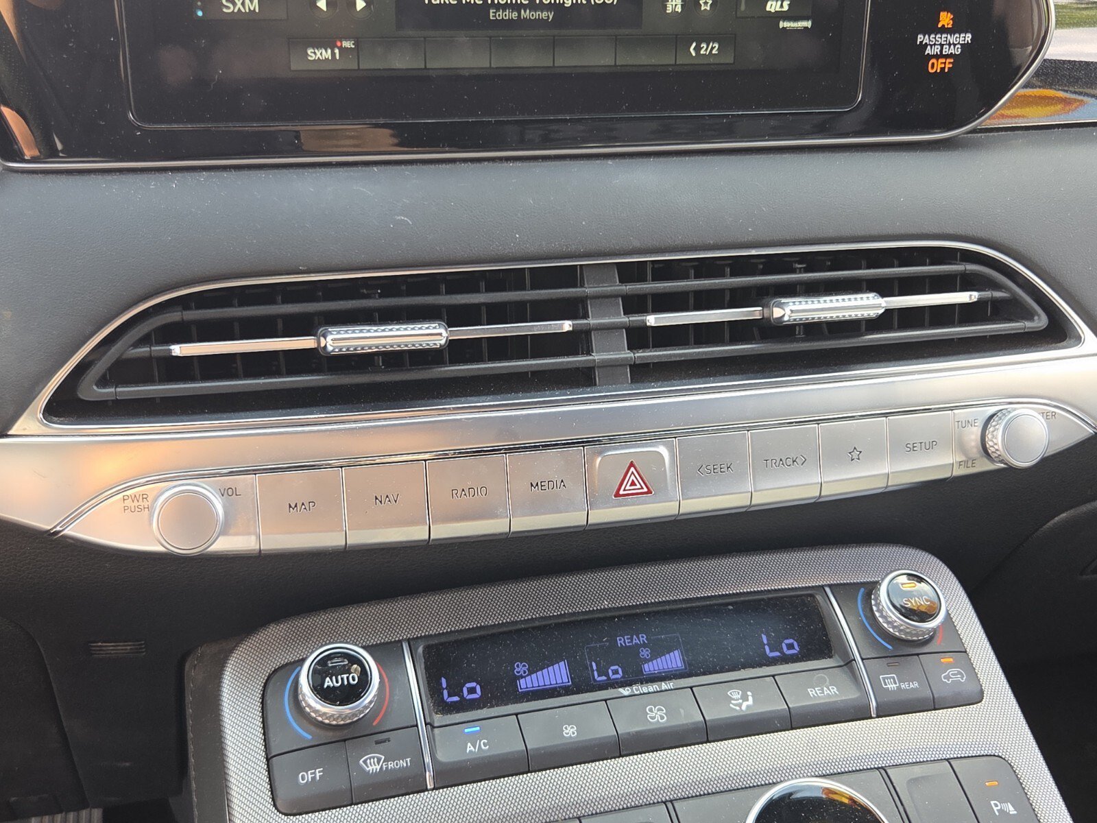 Used 2022 Rainforest Hyundai Calligraphy image 27