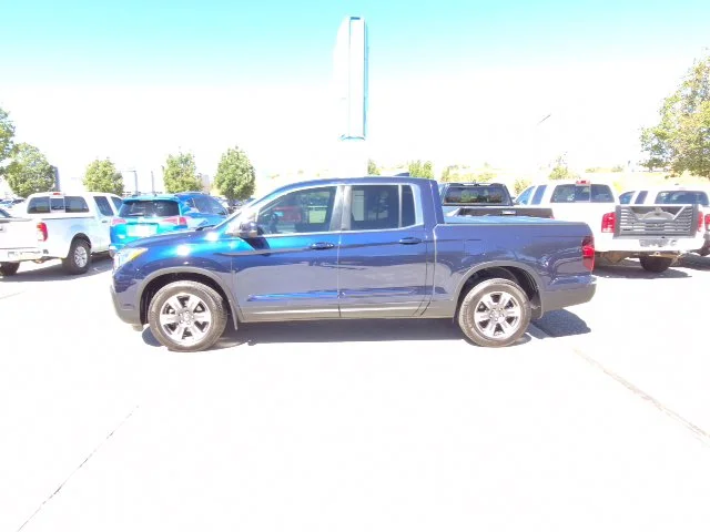 Used 2017  Honda RTL-T image 2