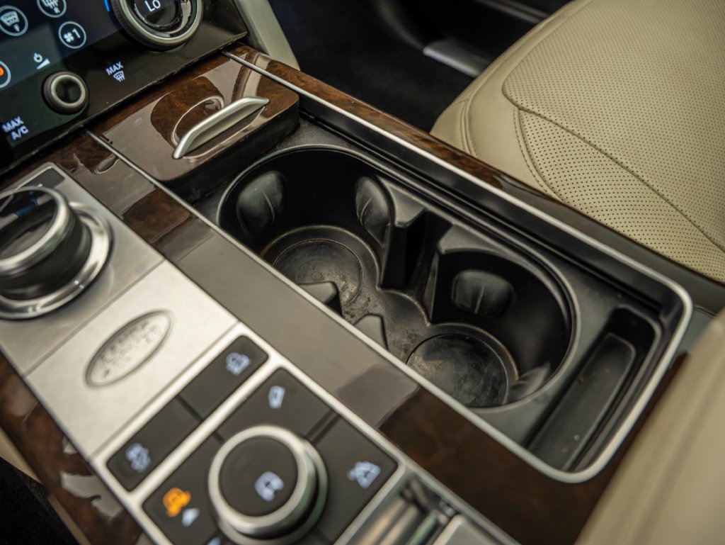 Used 2020 Black Land Rover HSE image 26