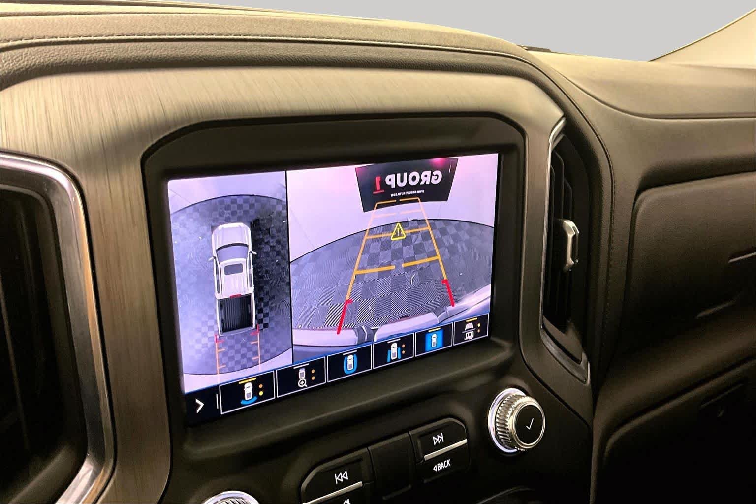 Used 2020 White Frost Tricoat GMC Denali image 23