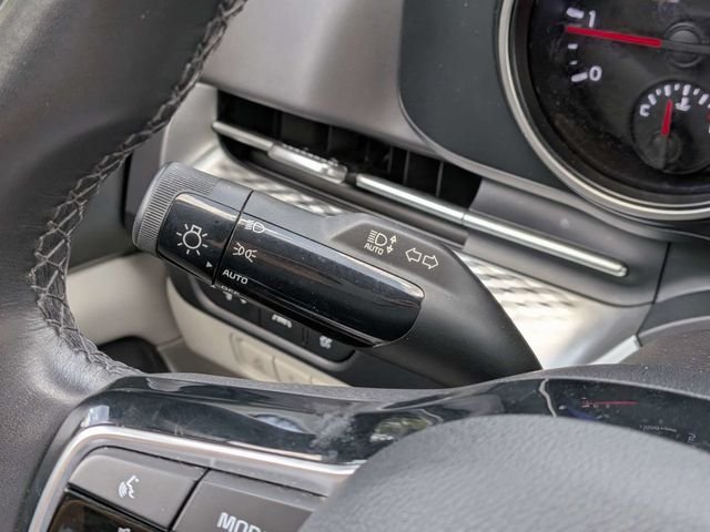 2024 Kia Carnival LX Seat Pkg - Photo 26