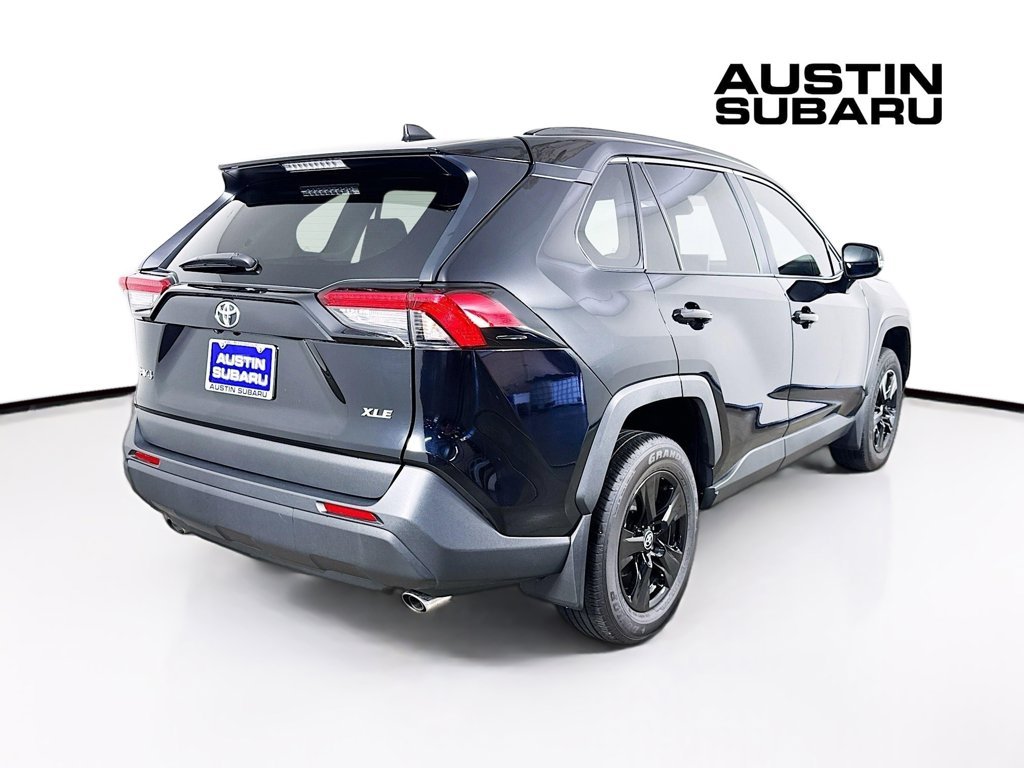 Used 2025 Midnight Black Metallic Toyota XLE image 7