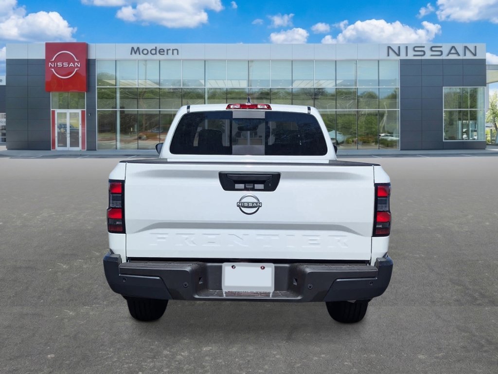 New 2026 Glacier White Nissan S image 4