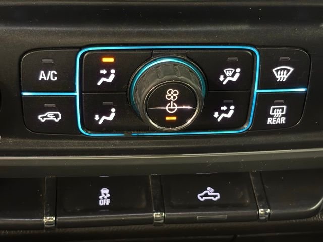 Used 2015 Silver Chevrolet LT image 24