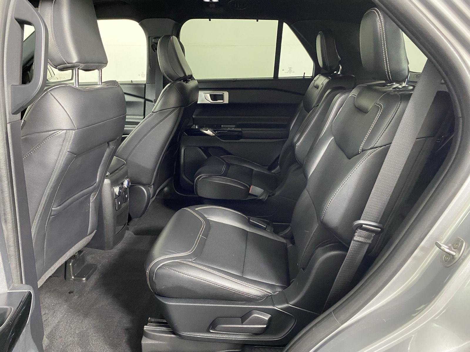 Used 2021 Iconic Silver Ford ST image 27