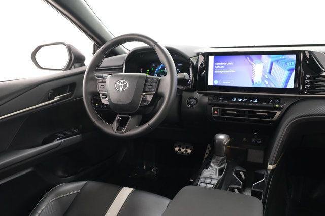Certified Used 2025 PRECIOUS METAL Toyota  image 33