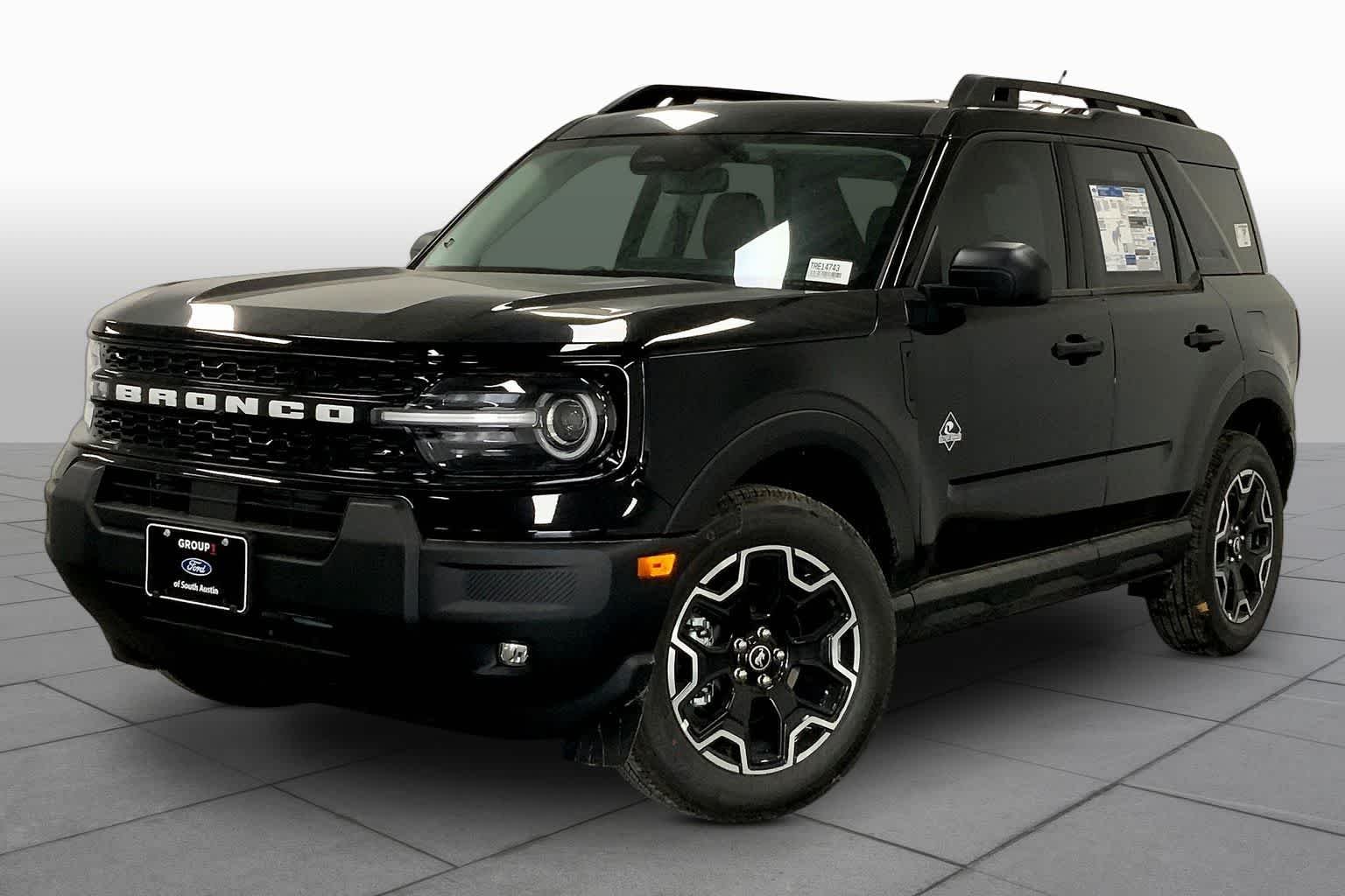 New 2026 Shadow Black Ford Outer Banks® image 20