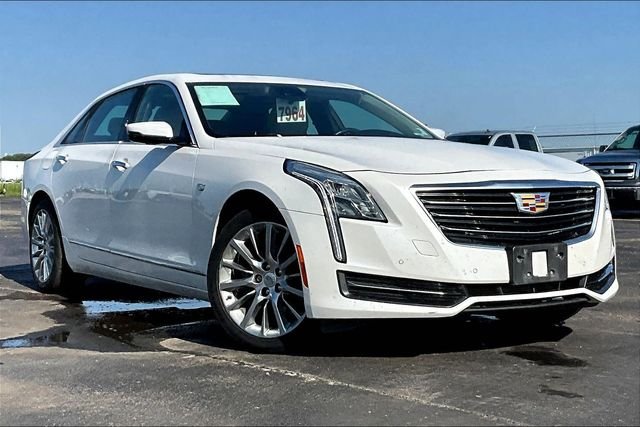 Used 2018 White Cadillac 3.6L image 2