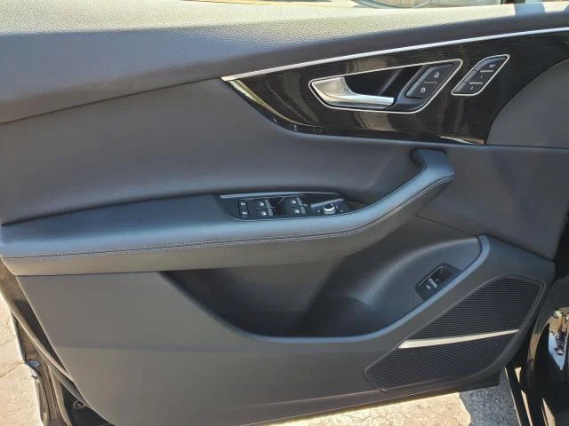 Used 2023 Mythos Black Metallic Audi Premium Plus image 22