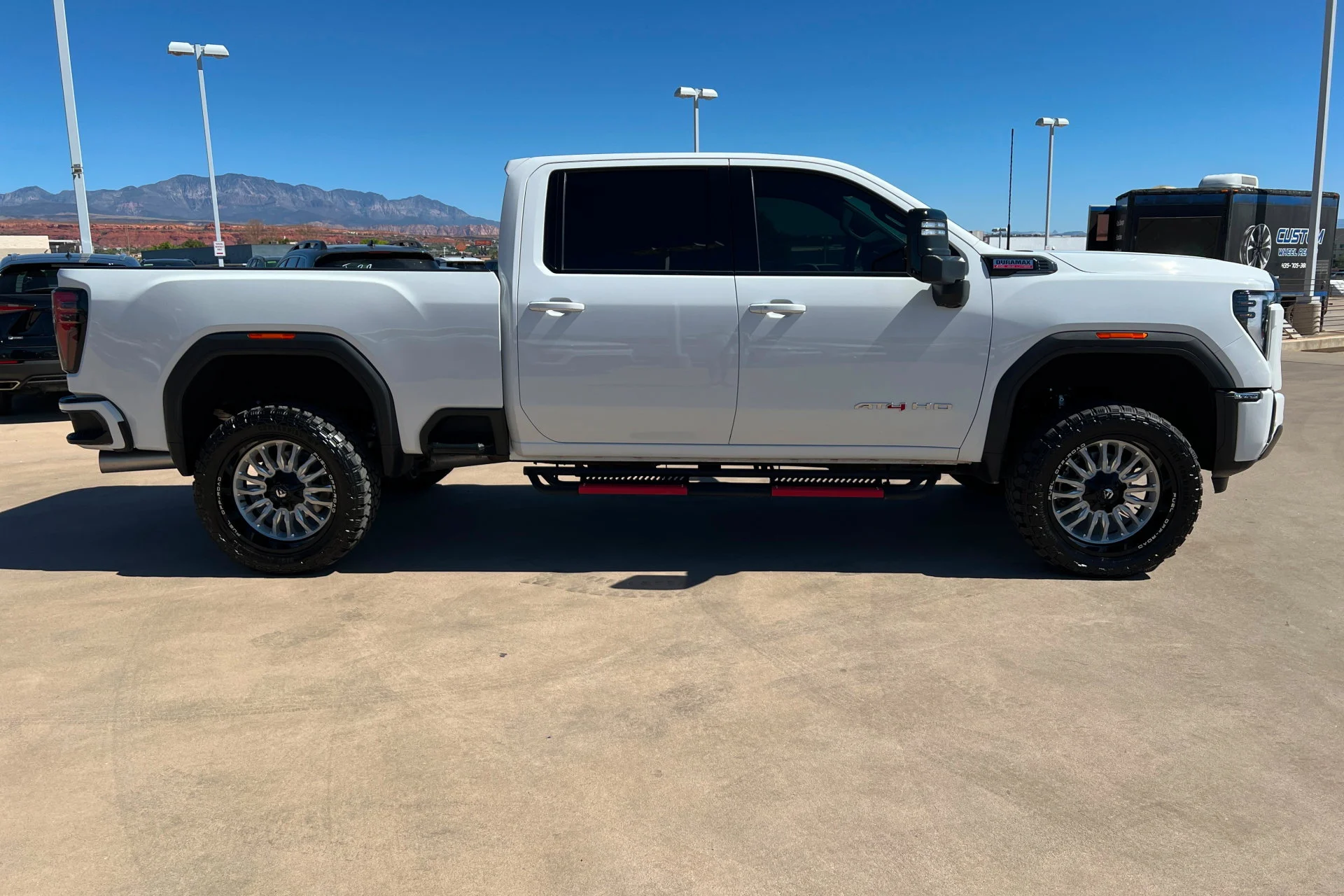Used 2024 Summit White GMC AT4 image 6