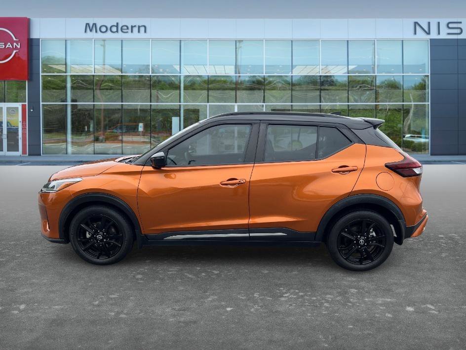 Used 2023 Monarch Orange Metallic/Super Black Nissan SR image 8