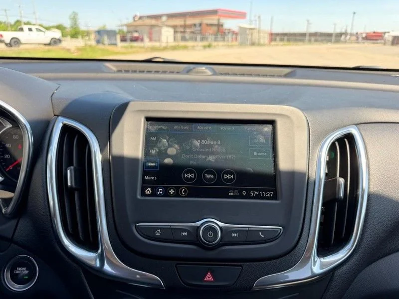 Used 2019 MOSAIC BLACK METALLIC Chevrolet LT image 13