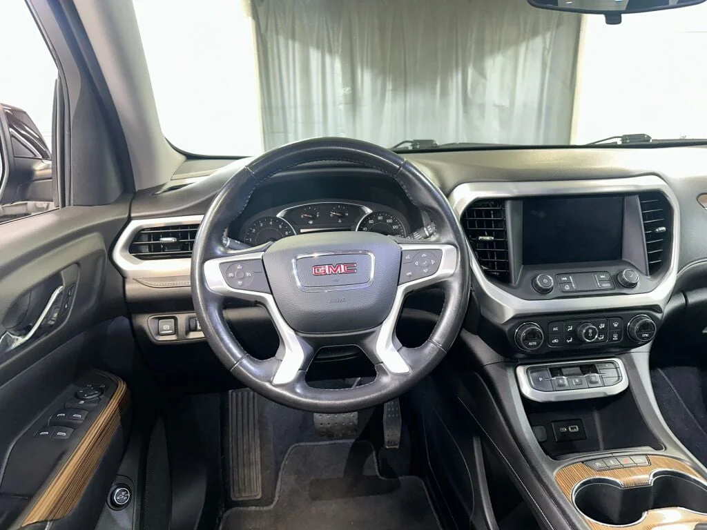 Certified Used 2020 Red Mahogany Metallic GMC SLE image 2