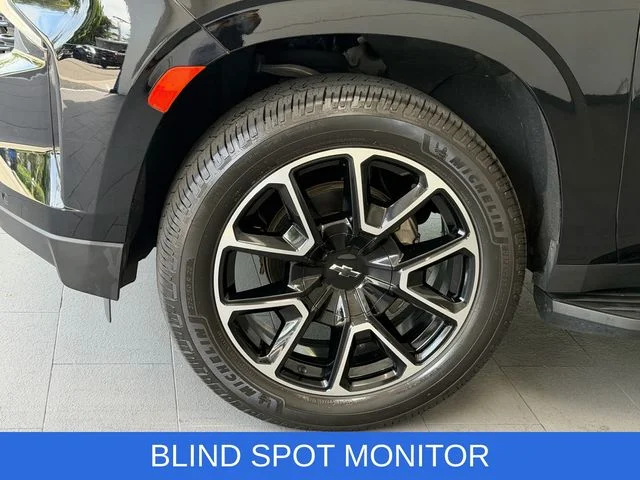 Used 2022 Black Chevrolet RST image 4