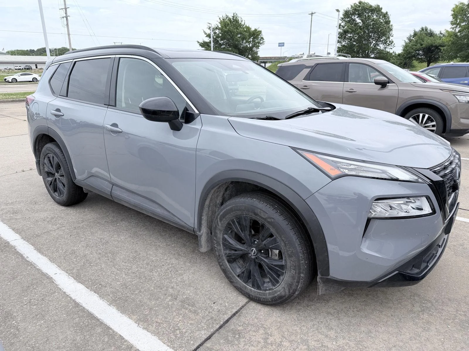 2023 Nissan Rogue SV FWD's photo
