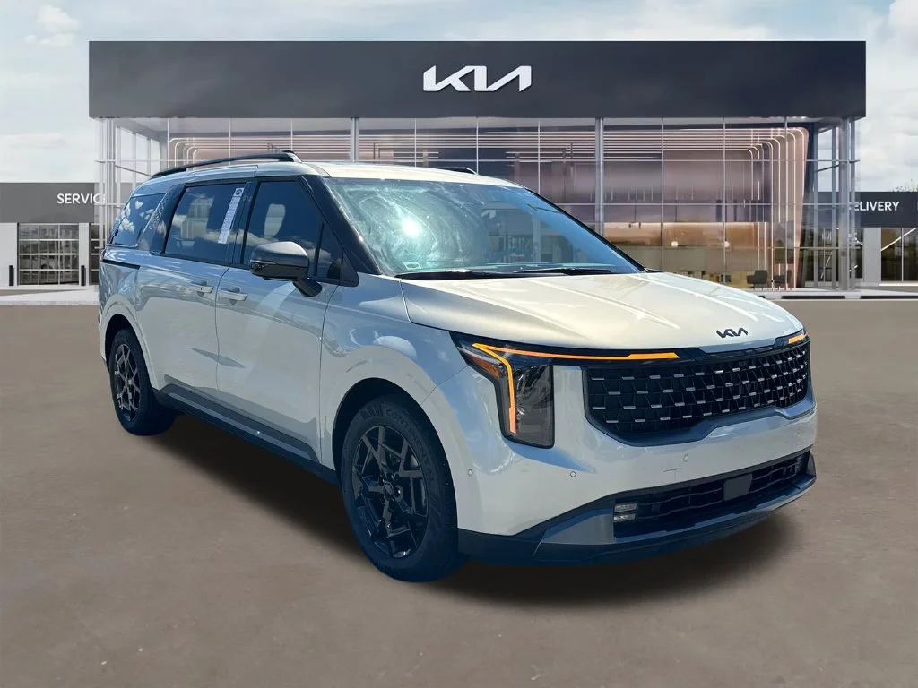 New 2027 Silver Kia SX image 1