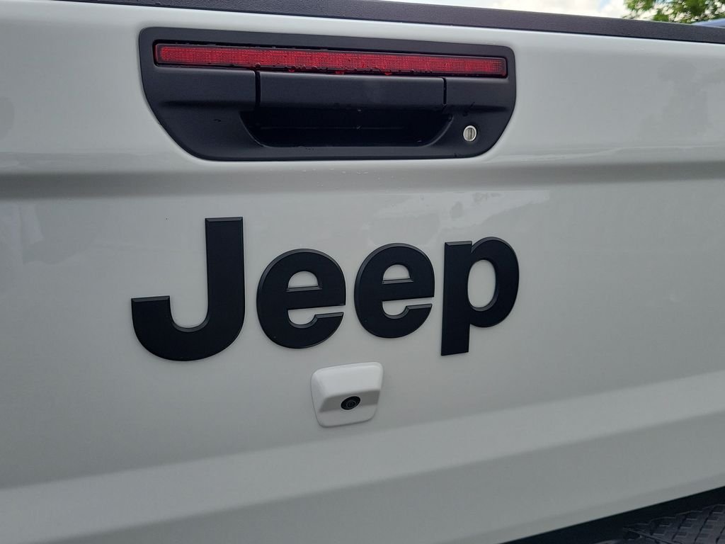 New 2026 Bright White Clearcoat Jeep 85th Anniversary Edition image 8