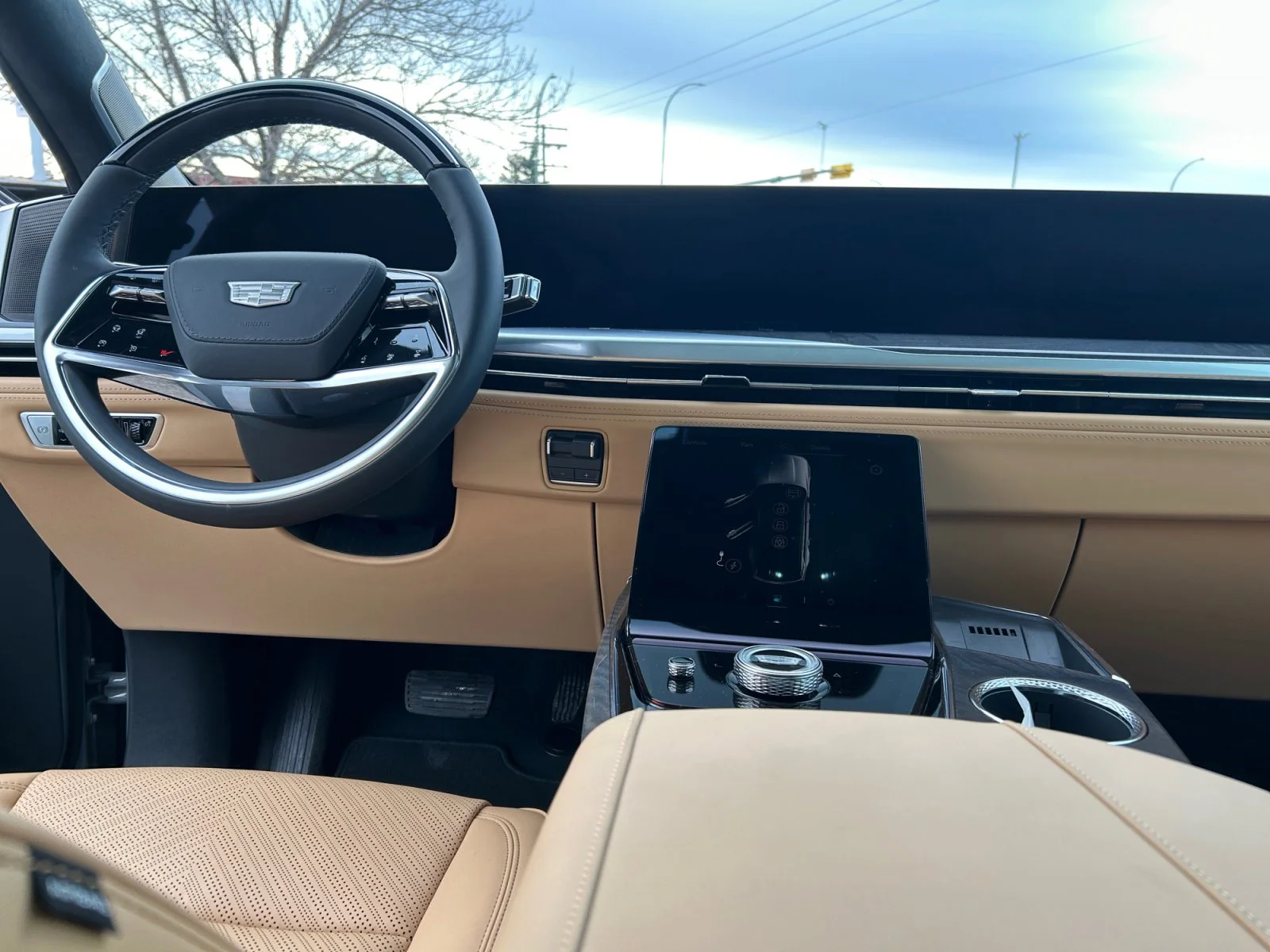 New 2026 Luna Metallic Cadillac Premium Sport AWD image 21