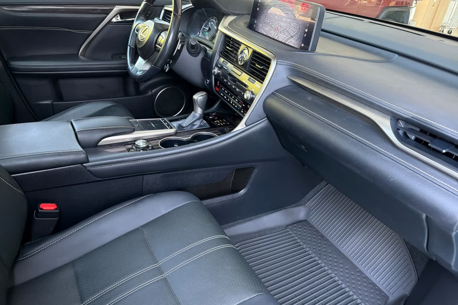Certified Used 2022 CAVIAR Lexus  image 17