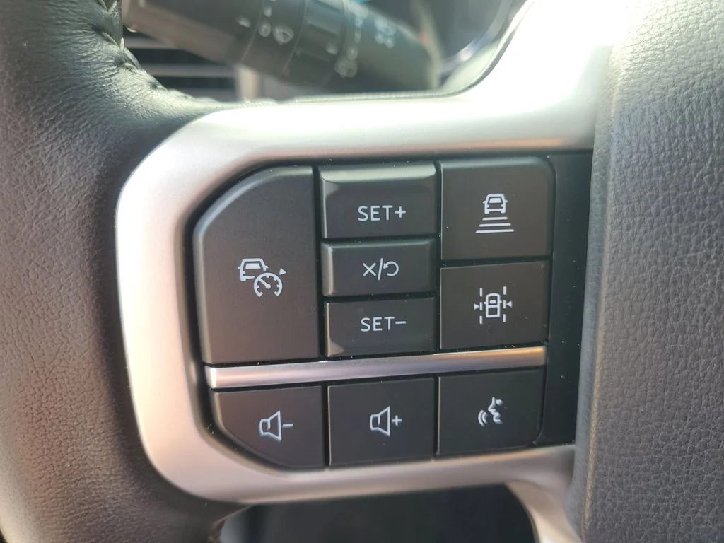 Used 2024 Red Ford XLT image 15
