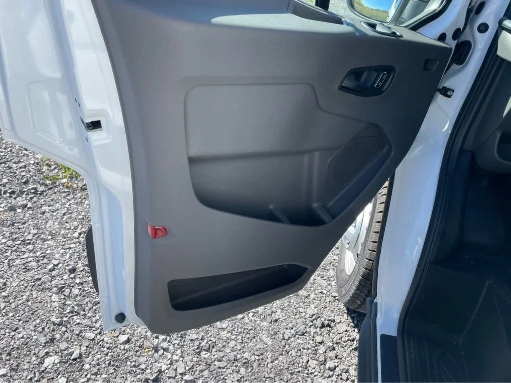 2025 Ford Transit Van Base - Photo 11