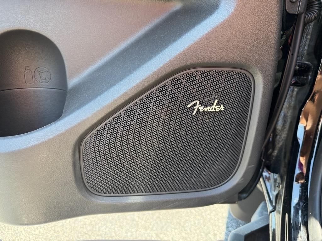 2025 Nissan Frontier PRO-4X - Photo 16