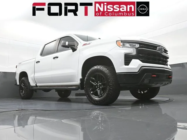Used 2022 White Chevrolet LT Trail Boss image 31