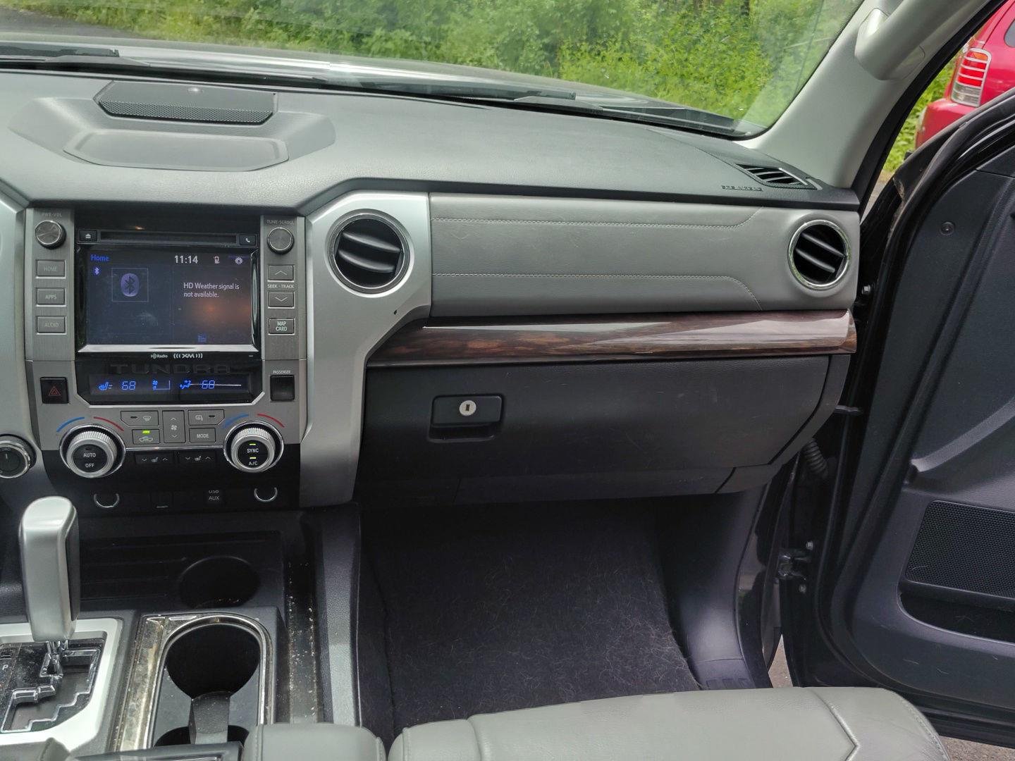 Used 2015 Attitude Black Metallic Toyota LTD image 17