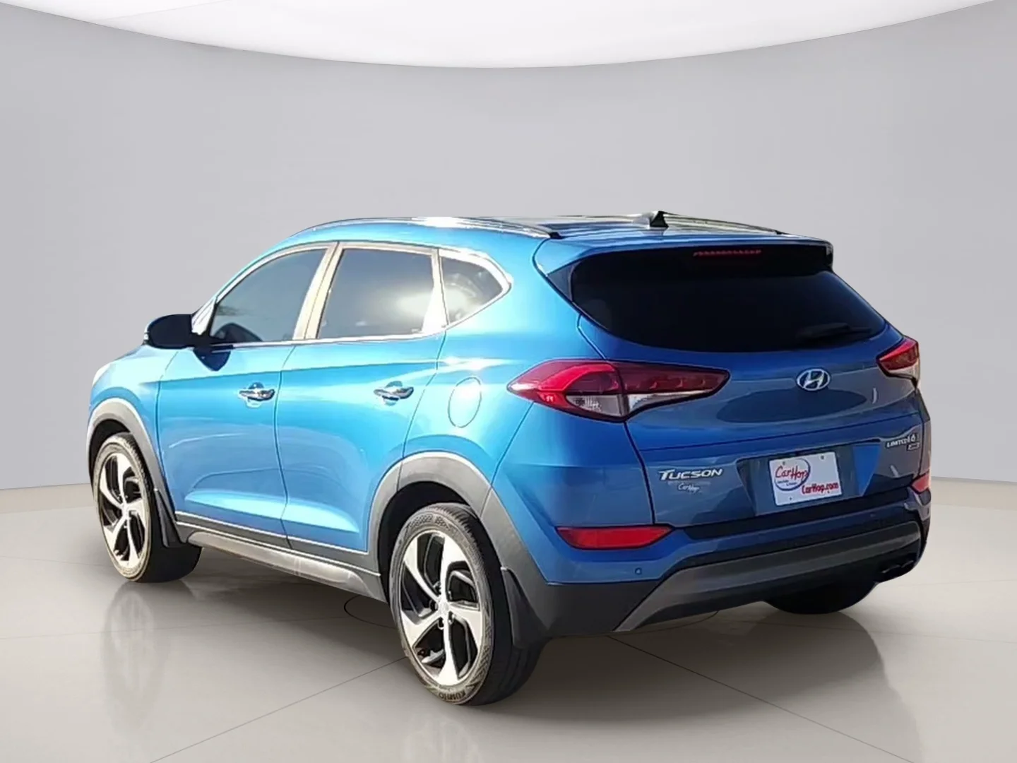 Used 2016 Blue Hyundai SPORT image 3
