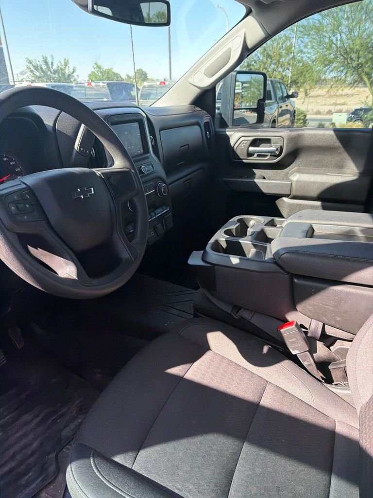 Used 2025 Gray Chevrolet Custom image 33