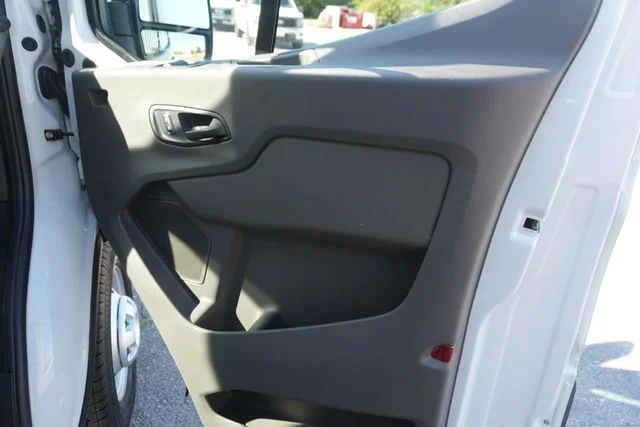 New 2027 Oxford White Ford Cargo Van image 21