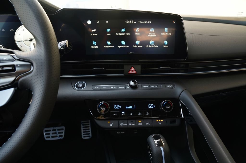 New 2026 Abyss Black Hyundai Base image 46