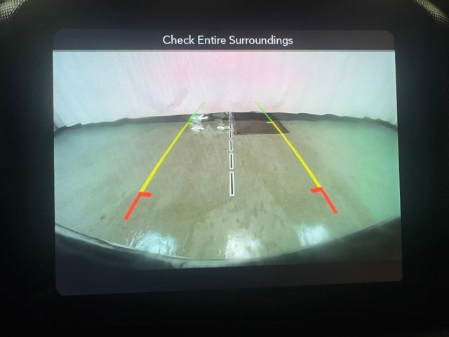 Used 2018 Gray Jeep Sahara image 25