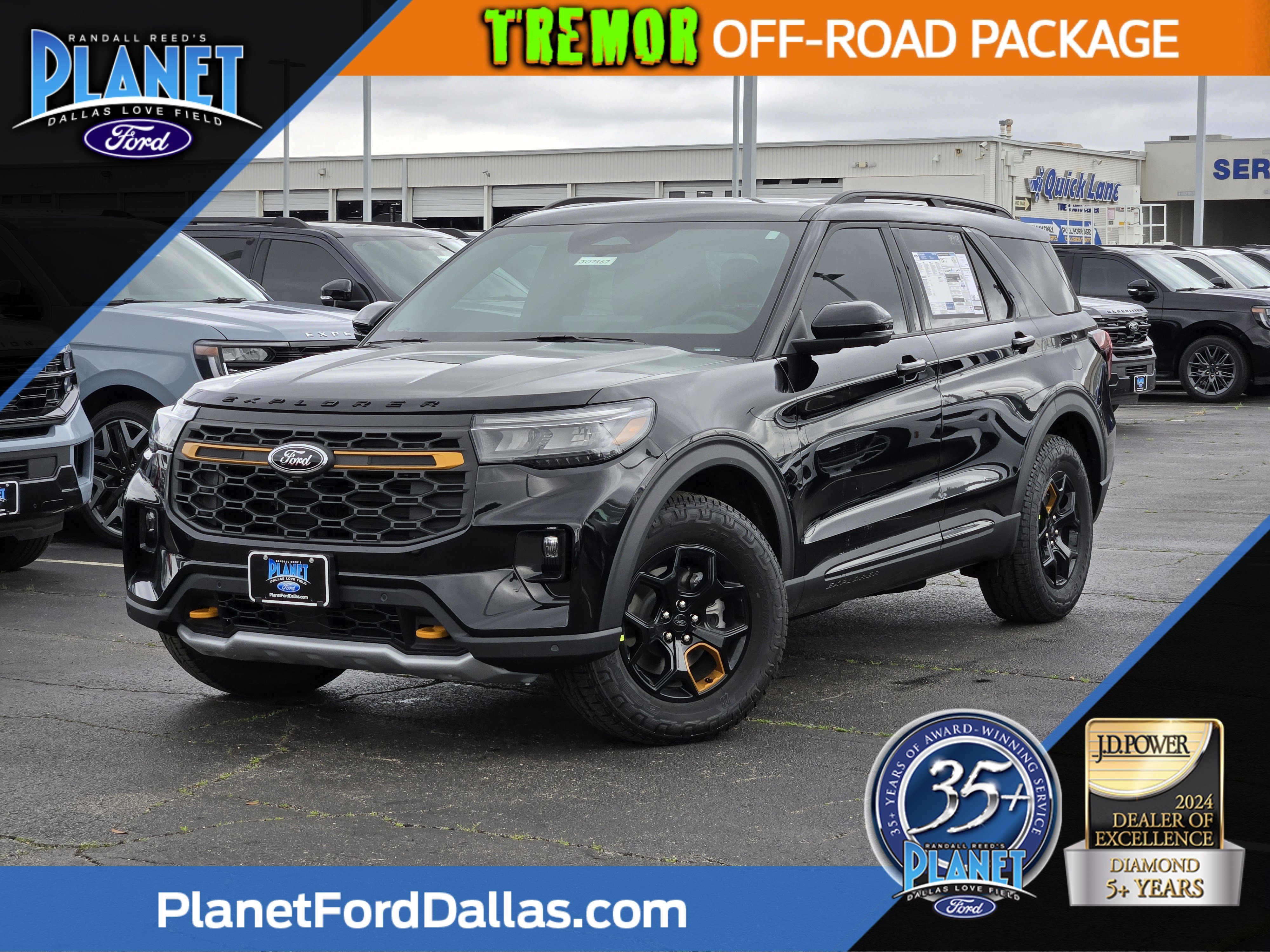 New 2026 Agate Black Metallic Ford Tremor image 1