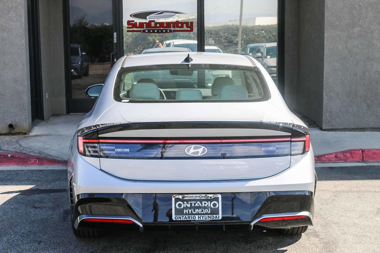 New 2026 Silver Hyundai SEL Sport image 34