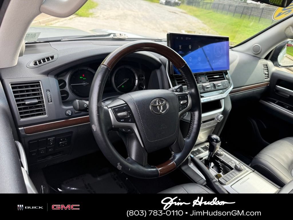 Used 2021 Silver Toyota 4DR 4WD image 4