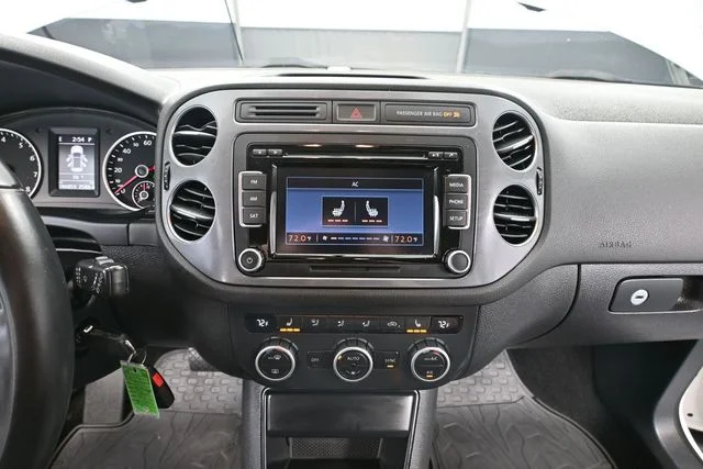 2013 Volkswagen Tiguan SE - Photo 28