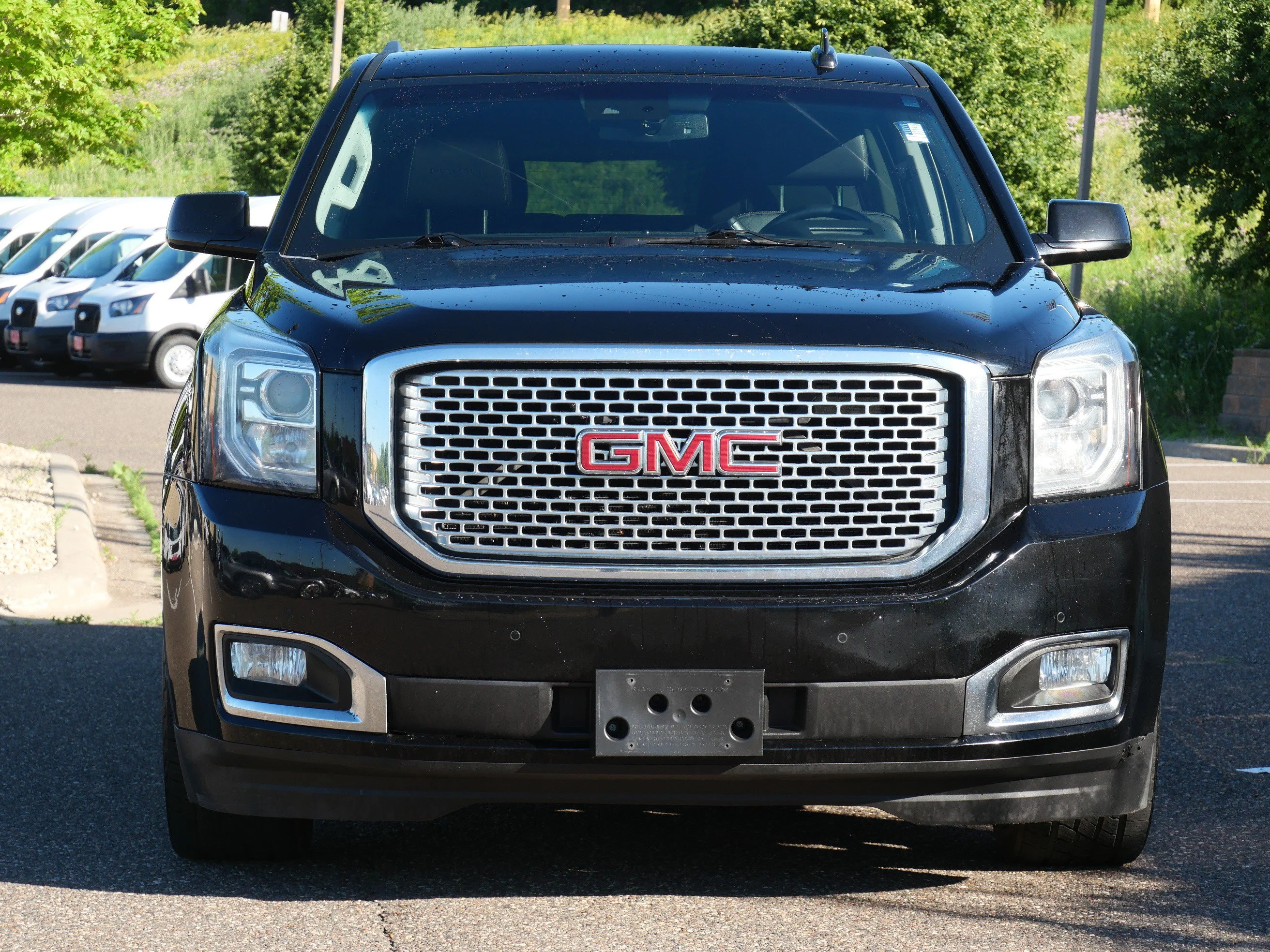 Used 2015 GMC Yukon XL Denali with VIN 1GKS2JKJ6FR662401 for sale in Eden Prairie, Minnesota