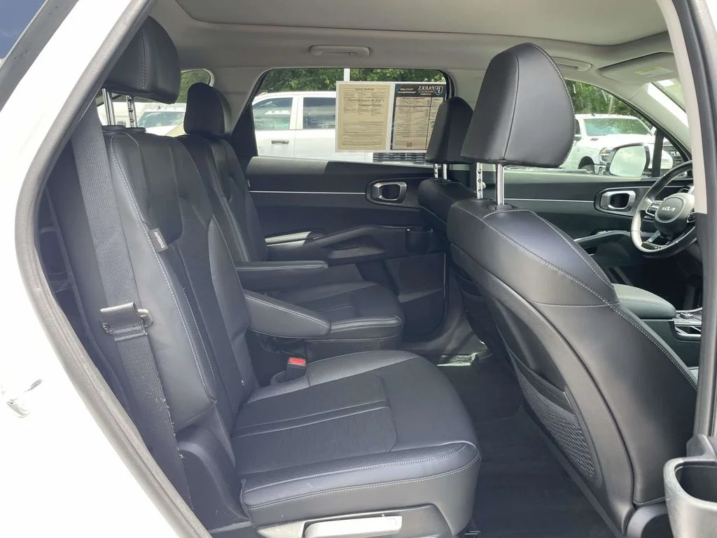 Used 2025 White Kia EX image 18