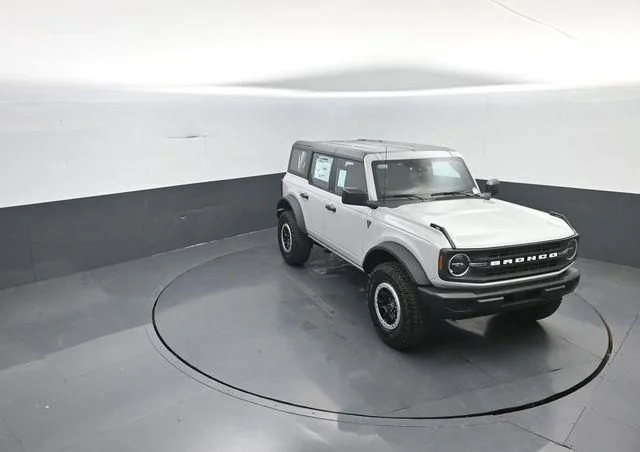 New 2026 Avalanche Gray Ford Base image 22