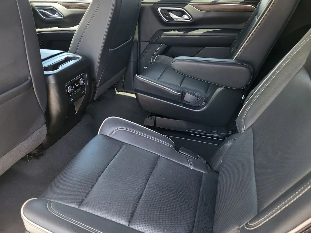 Used 2023 Summit White Chevrolet Premier image 21