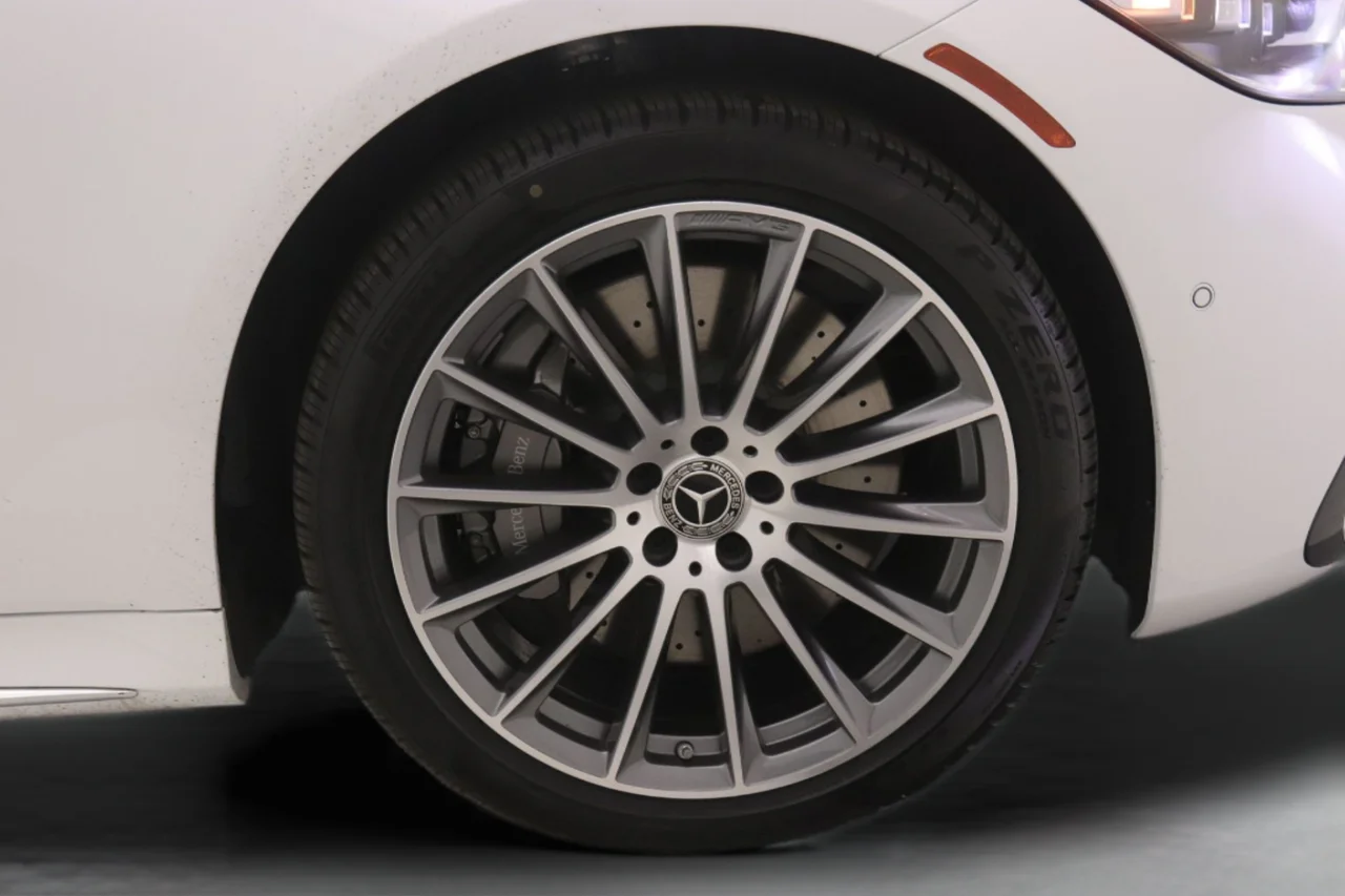 New 2026 MANUFAKTUR Moonlight White Metallic Mercedes-Benz S 580 4MATIC® image 10